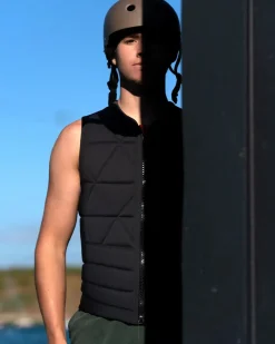 Follow Love nor Money Men's Impact Vest - Black