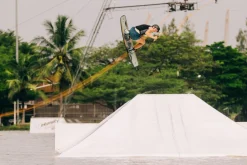 Liquid Force Current Wakeboard 2026