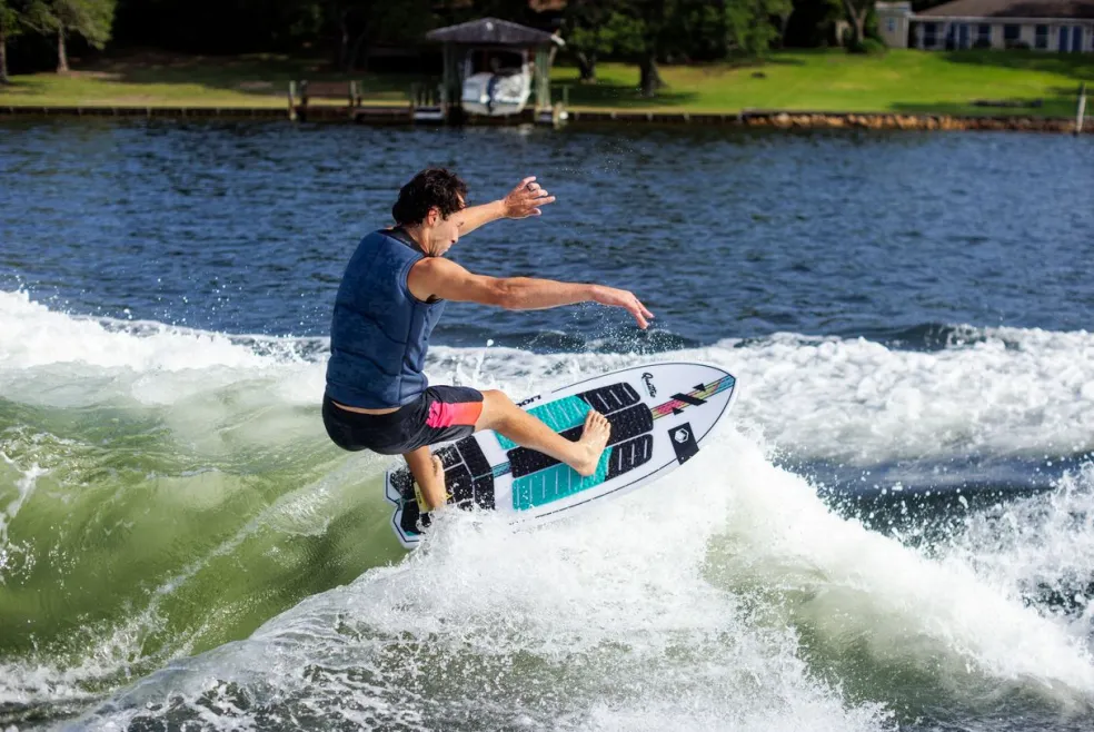 Liquid Force Quattro Wakesurf Board 2026